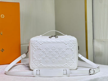 VS - GUKI Women Bags - 1584