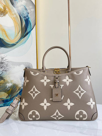 VS - LOV Women Bag - 1825