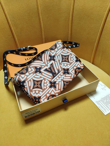 LOV2 Bags - Luxurious Bags  2164