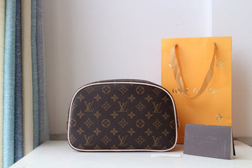LOV2 Bags - Luxurious Bags  1723