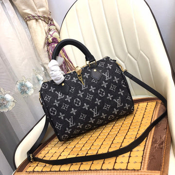 VS - GUKI Women Bags - 1872