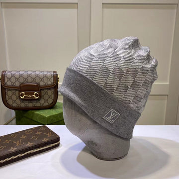 VS - LOV Cap - 941