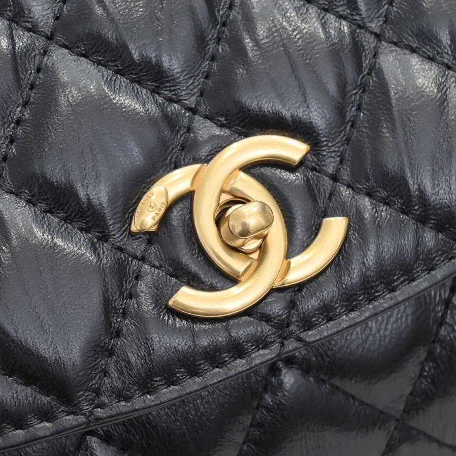 Designer bags by Chanel 082