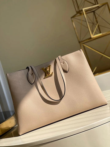 LOV2 Bags - Luxurious Bags  1429
