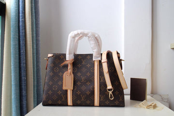 VS Fashion Lu-Vi bags - 1947