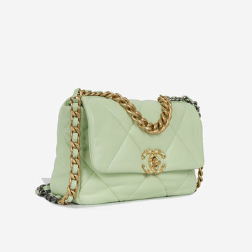 Chanel Chanel 19 - Small