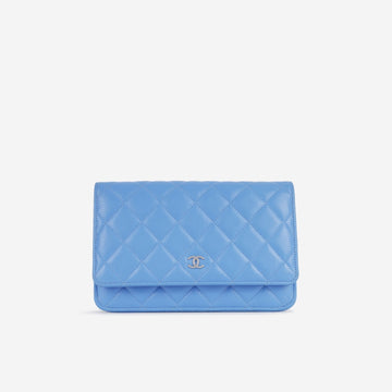 Chanel Chanel - Classic Wallet On Chain - Sky Blue Caviar SHW -