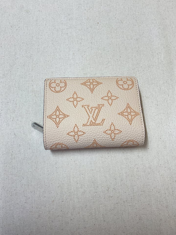 Wallet Luxury Designer By Louis Vuitton In Peach, Size:Small