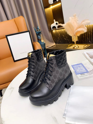 VS VS SUPREME ANKLE BOOTS BLACK 659691 UC810 1000