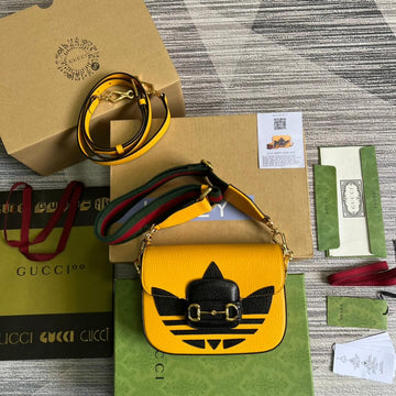 VS shoulder mini bag YELLOW 658874