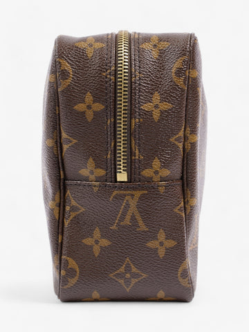 Louis Vuitton Trousse De Toilette Monogram Coated Canvas 28