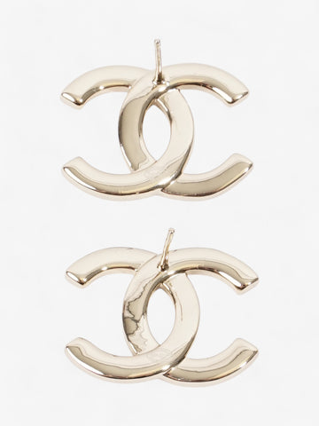 Chanel CC Logo Studs Light Gold / White Base Metal