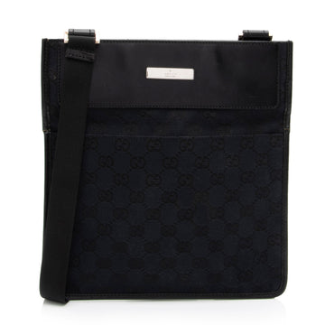 Gucci Vintage GG Canvas Messenger (SHF-jzVt7I)