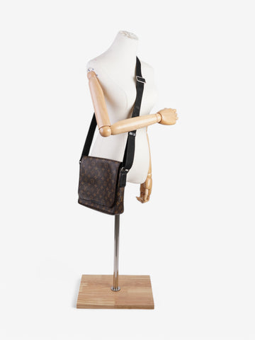 Louis Vuitton District Messenger Monogram / Black Coated Canvas PM