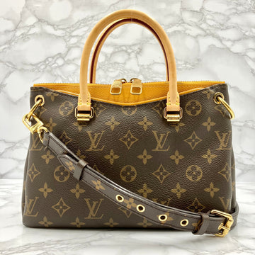 LOUIS VUITTON Monogram palace BB