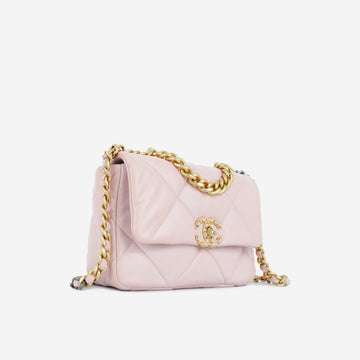 Chanel Chanel 19 - Small