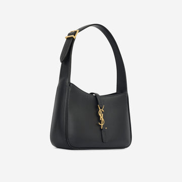 Le 5 a 7 - Black