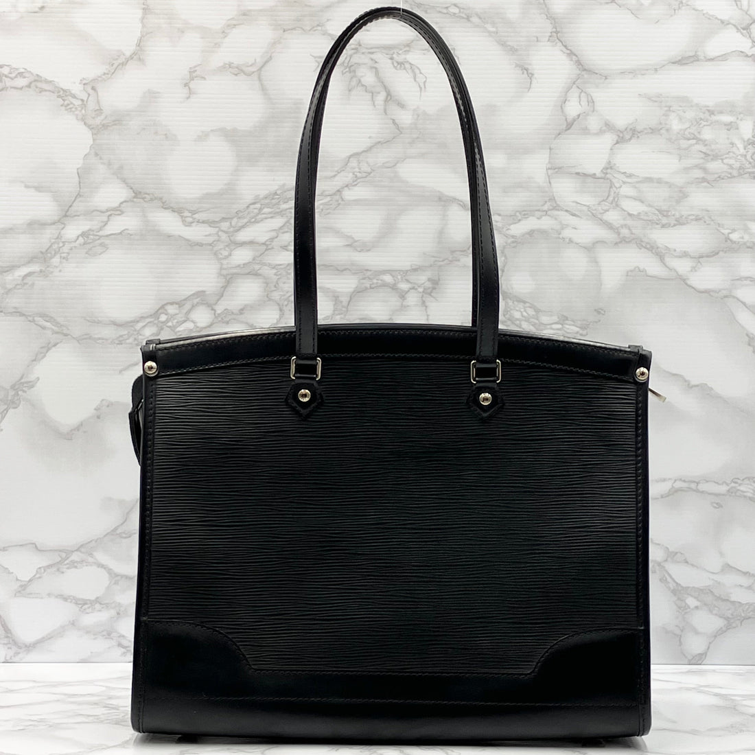 LOUIS VUITTON madeleine GM shoulder bag