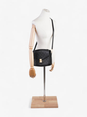 Louis Vuitton Pochette Metis Monogram Empreinte / Black Empreinte Leather