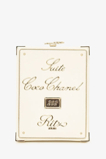 Pre-Loved Chanel™ 2017-18 White Lambskin Paris-Cosmopolite Coco In Ritz Clutch with Chain