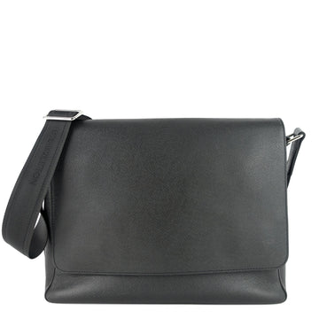 Louis Vuitto Roman MM Taiga Leather Messenger Bag