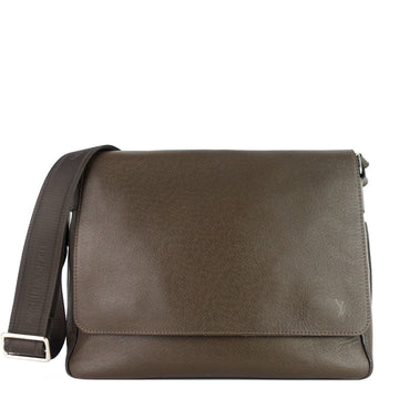Louis Vuitto Roman MM Taiga Leather Messenger Bag