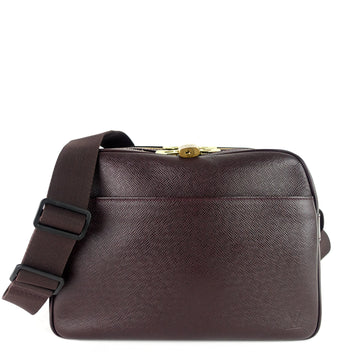 Louis Vuitto Reporter PM Taiga Leather Messenger Bag