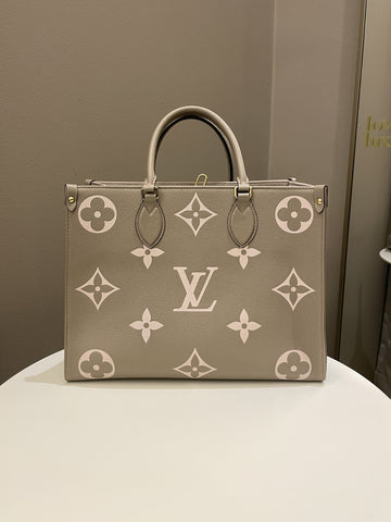 Louis Vuitton OnTheGo MM Tourterelle / Crème
