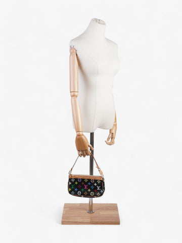 Louis Vuitton Pochette Accessoires Black / Monogram Multicolour Coated Canvas