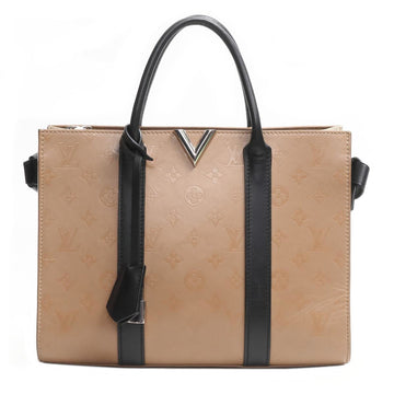 Louis Vuitto Very Tote MM Monogram Leather Bag