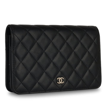 Chanel Pearl WOC