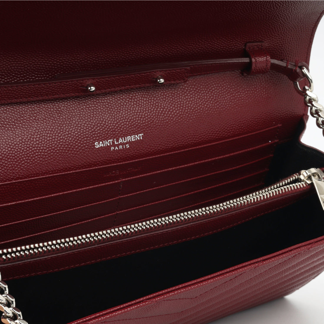 Cassandre Chain Wallet - Burgundy