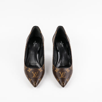 Louis Vuitton Monogram Pumps