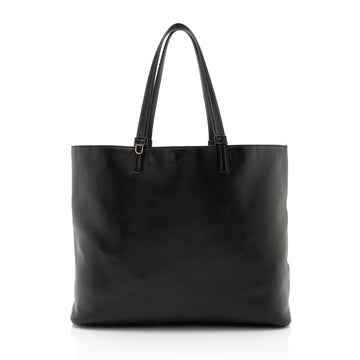 Salvatore Ferragamo Calfskin Scarlet Tote (SHF-qRHgMd)