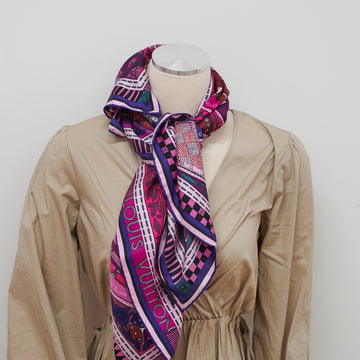 Louis Vuitton Scarf Magenta