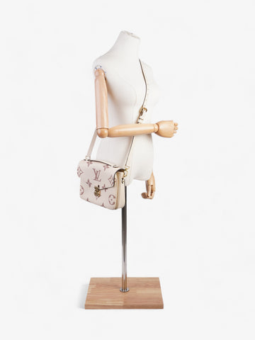 Louis Vuitton Pochette Metis Creme / Bois De Rose Empreinte Leather