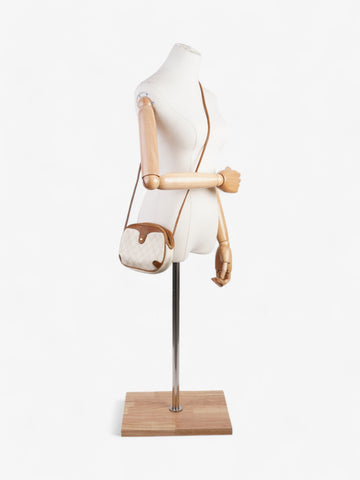 Gucci Vintage CS Camera Bag Tan / Cream Coated Canvas