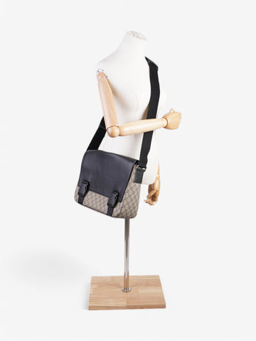 Gucci Messenger Bag CS Supreme / Black Coated Canvas