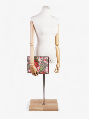 Gucci Cosmetic Case CS Supreme / CS Bloom / Antique Rose Coated Canvas Large
