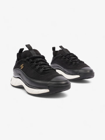 Chanel CC Runner Black / White Suede EU 39 UK 6
