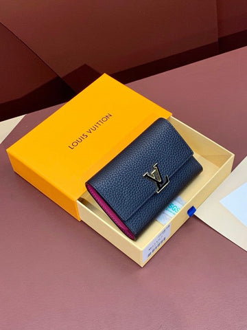 VS - LOV Wallets - 015