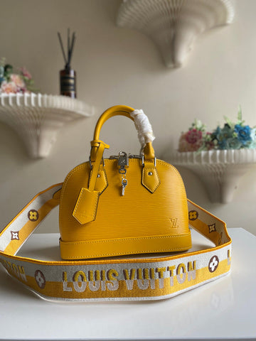 VS - LOV Women Bag - 933