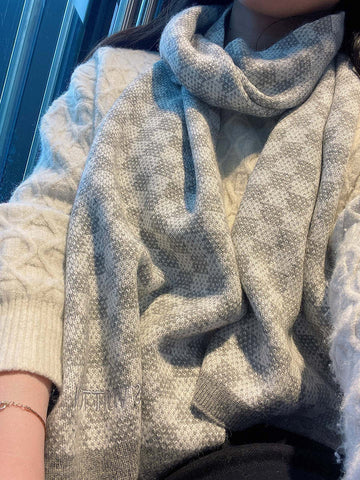 VS - LOV Scarf - 226