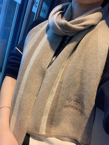 VS - LOV Scarf - 213
