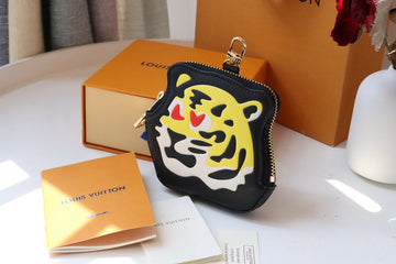 VS - LOV Wallets - 623