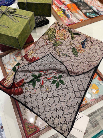VS - GUKI Scarf - 185