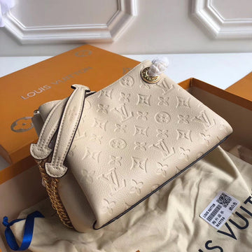 LOV2 Bags - Luxurious Bags  1079