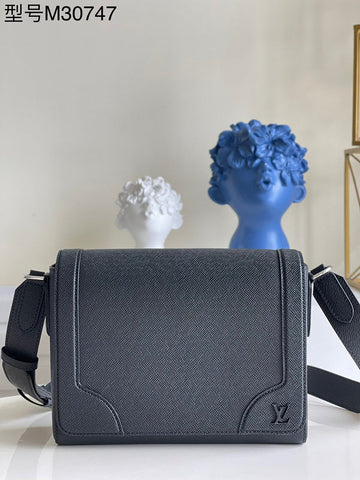 LOV2 Bags - Luxurious Bags  1247