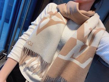 VS - LOV Scarf - 283