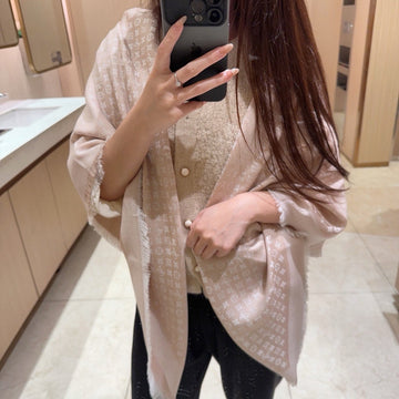 VS - LOV Scarf - 260